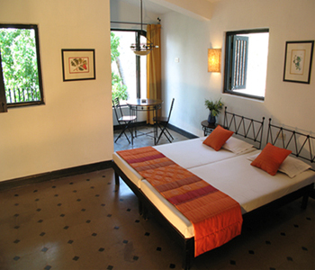 O Pescador Dona Paula Beach Resort Goa