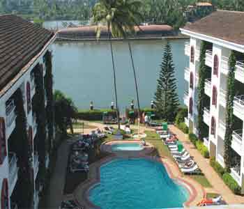 Marinha Dourada Hotel Goa