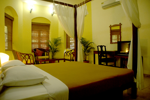 Banyan Tree Courtyard Candolim Goa