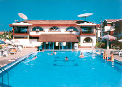 Colonia Jose Menino Beach Resort Goa