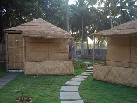 Avalon Inn Mandrem Goa