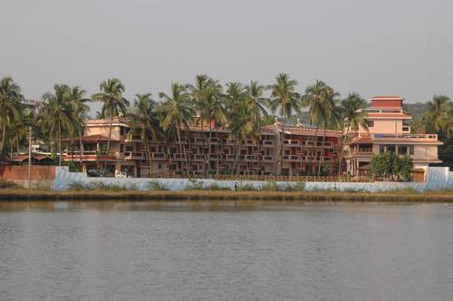 Lazy Lagoon Sarovar Portico Goa