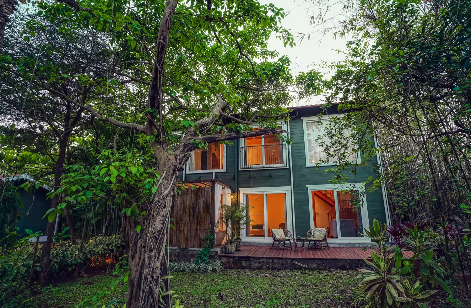 LaRiSa Resort, Morjim