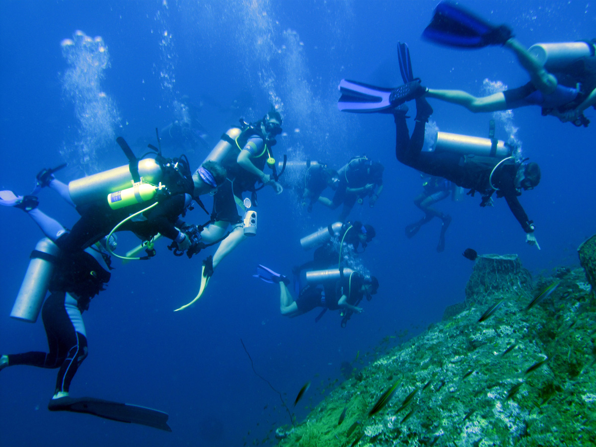 Scubadiving in Goa A Cool Activity BestGoaDeals