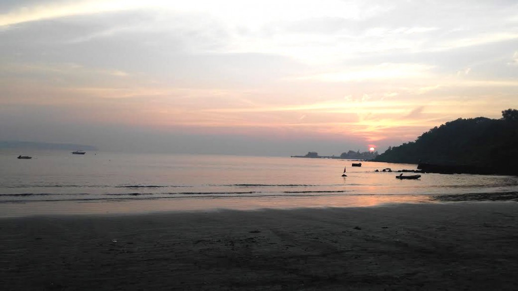 Beach - Donapaula Goa